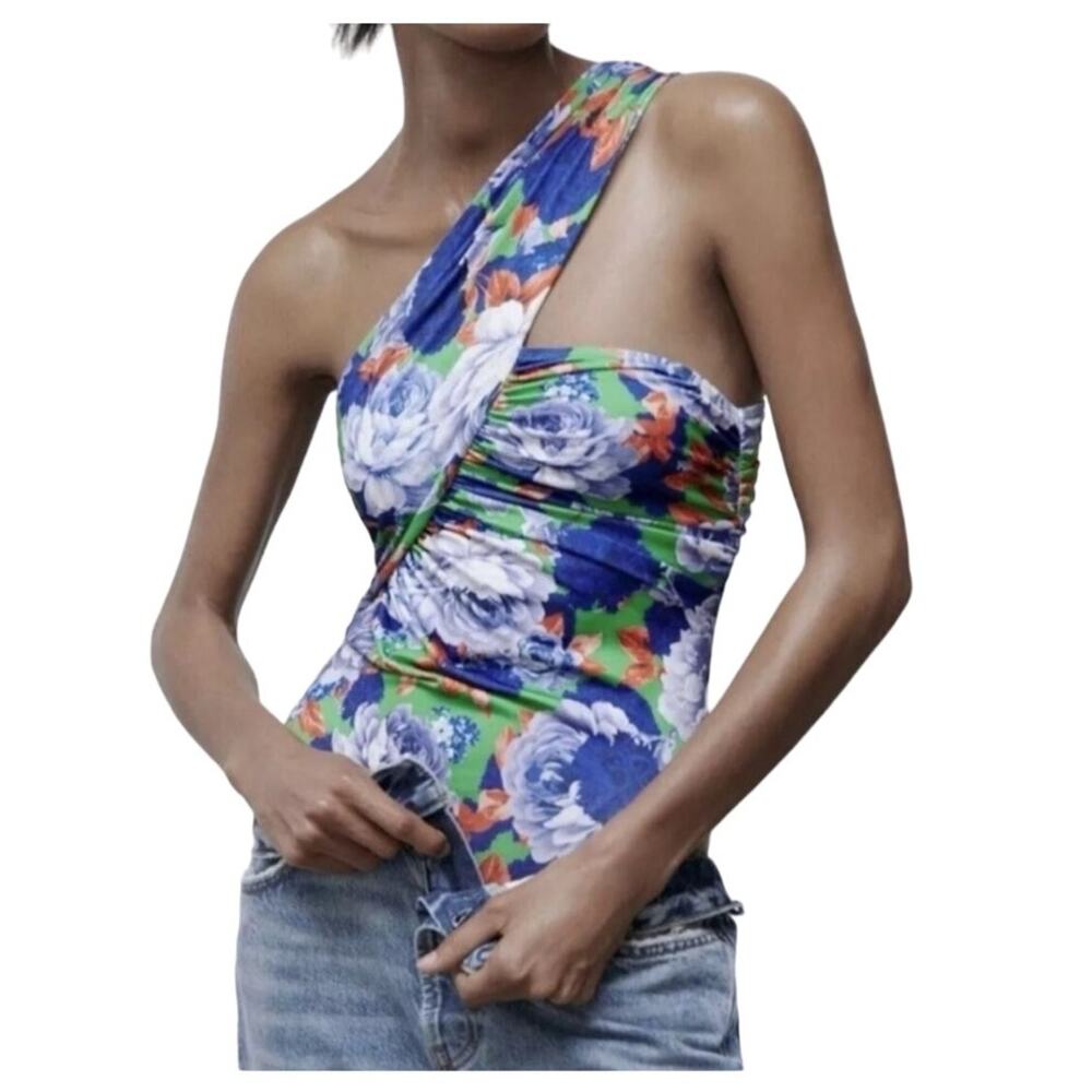 Floral One-Shoulder Top